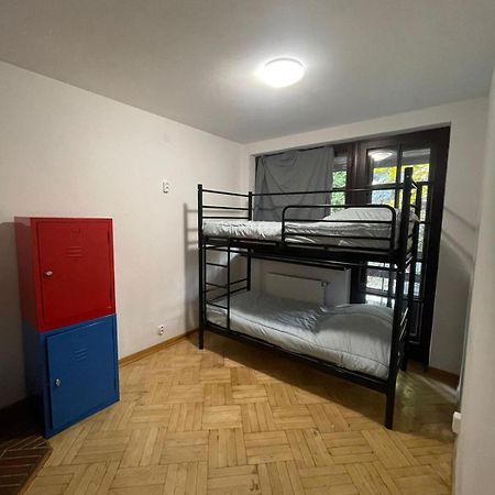 Eden Life Hostel Warschau Buitenkant foto